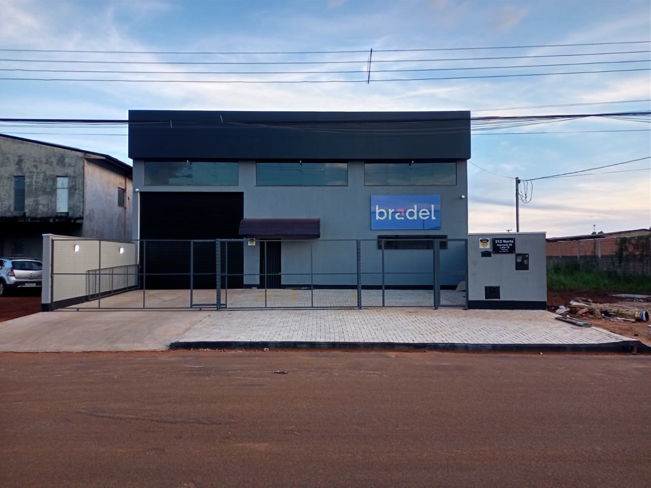 Fachada da base Bradel em Palmas